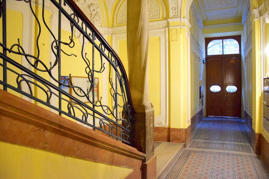 Binder-Home Stylish Studios Budapest/Parliament Bagian luar foto